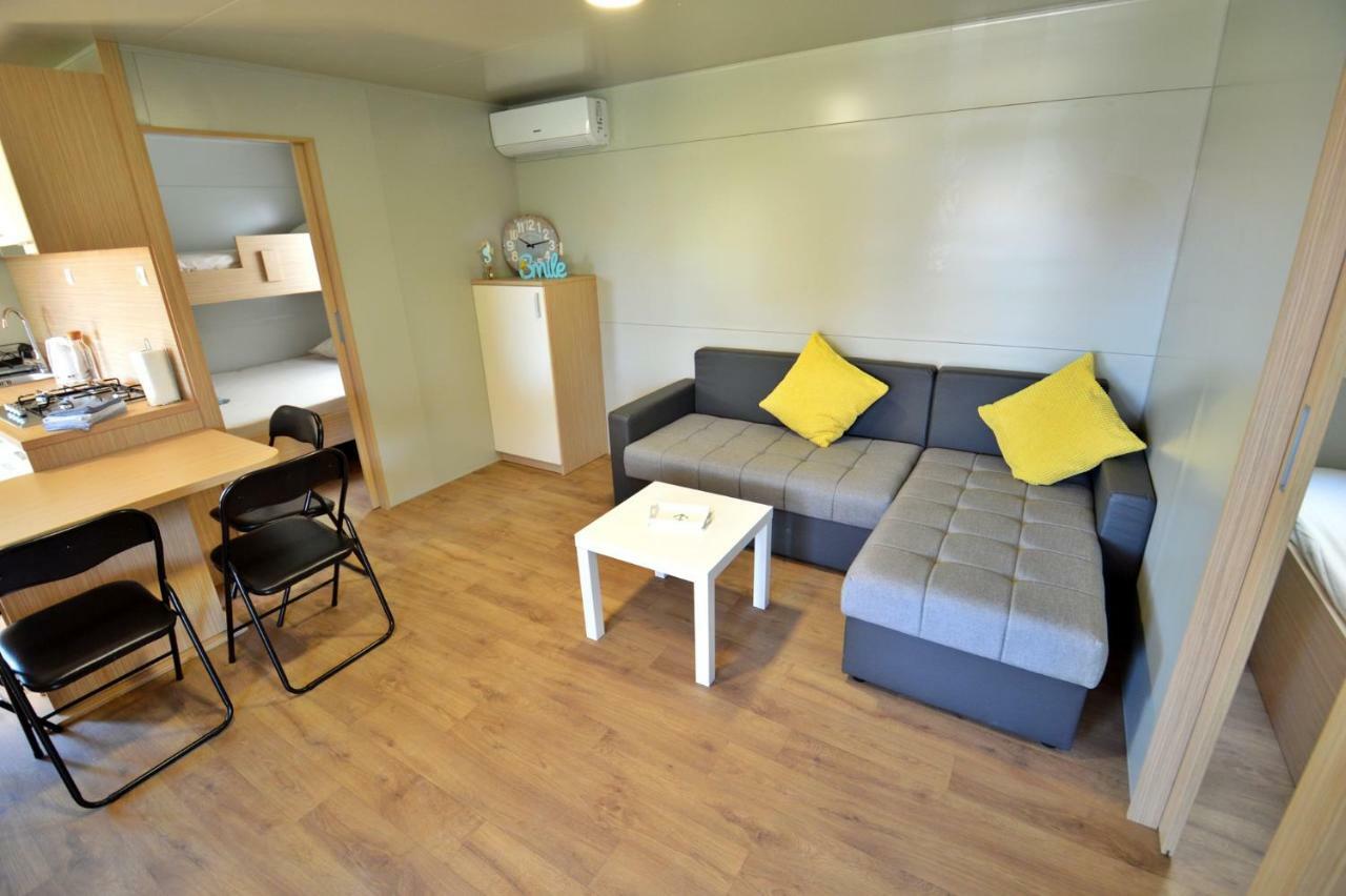 Mobile Home Cvita Betina  Exterior foto